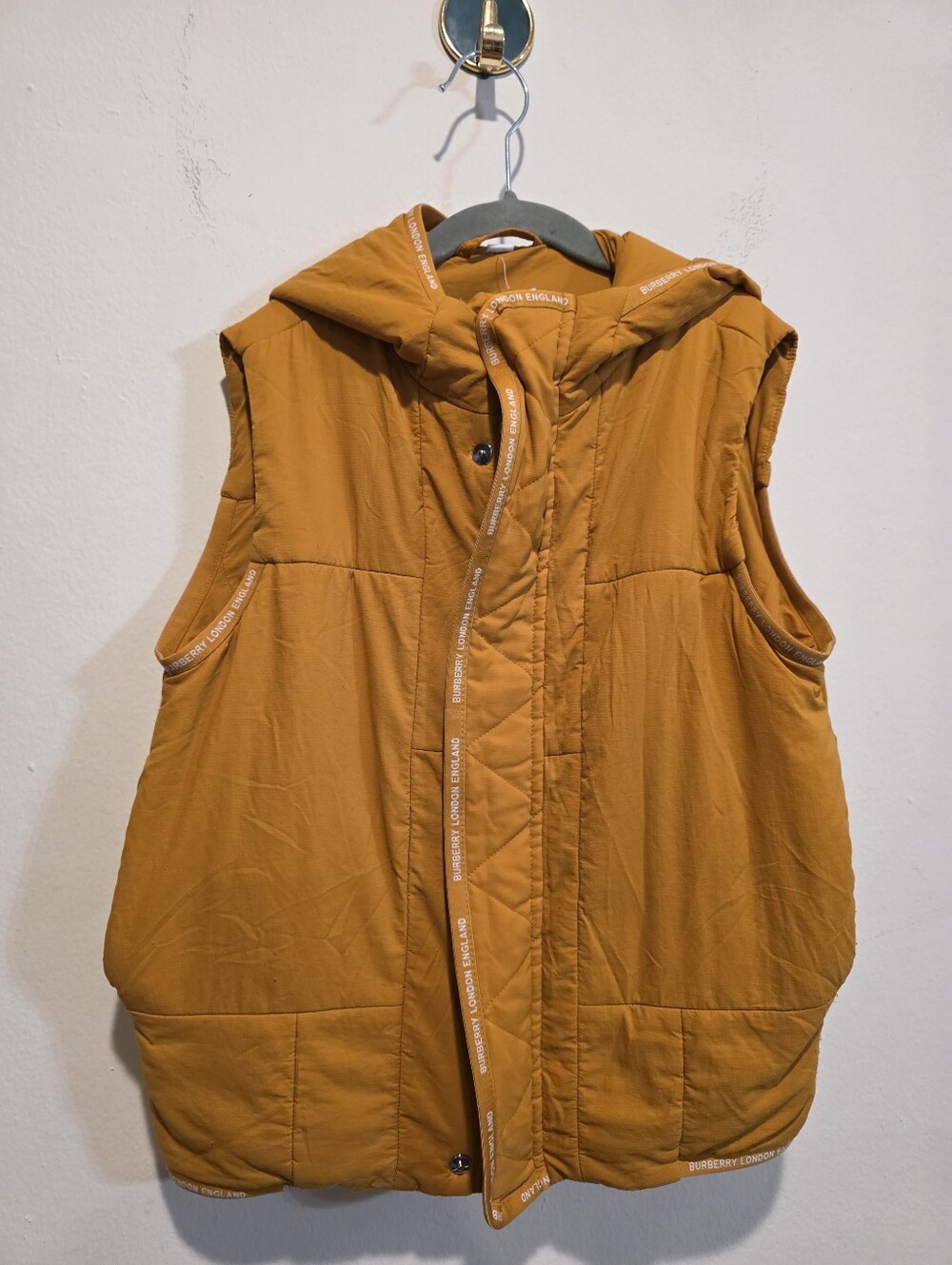 Burberry London England Kids Mustard Yellow Puffer Vest with Hood Size S